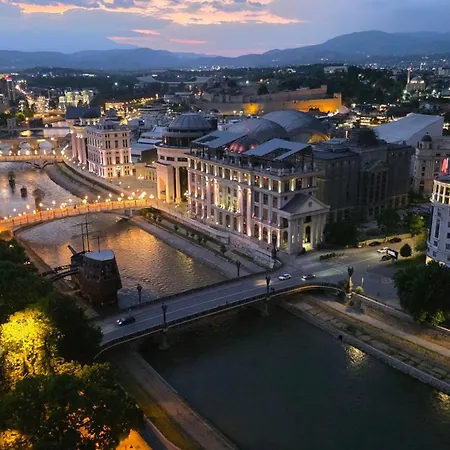 Апартаменты River View Downtown